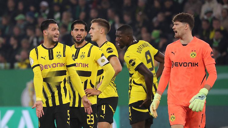 Der BVB hat sich mal wieder mit grauem Trübsal einbalsamiert.