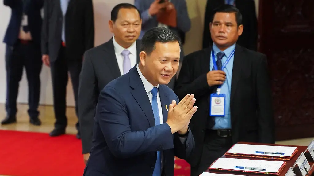 2023-08-22T011016Z-399738231-RC2OS2ALJIEH-RTRMADP-3-CAMBODIA-ELECTION