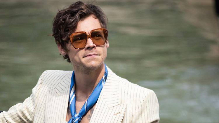 Er stellt alle anderen in den Schatten: Harry Styles.
