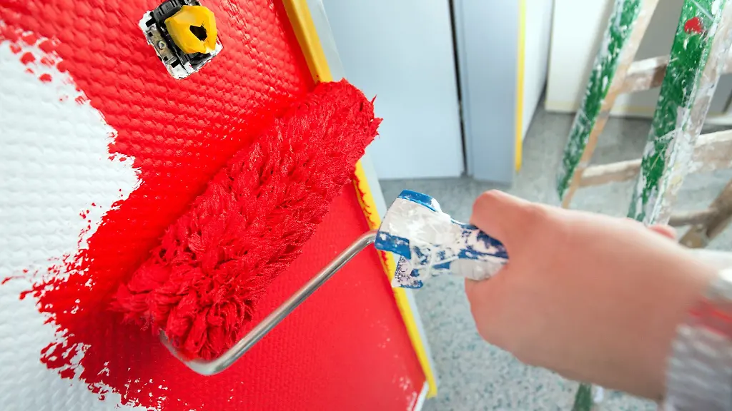 Keine-Lust-auf-Schreibtischarbeit-Akademikerinnen-und-Akademiker-die-eine-Ausbildung-im-Handwerk-in-Betracht-ziehen-sollte-mehr-motivieren-als-nur-dieser-Punkt