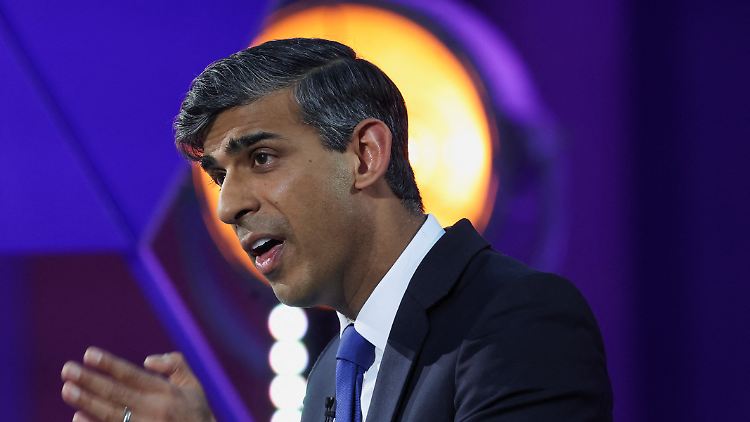 GB News habe dem damaligen britischen Premier Rishi Sunak eine "weitgehend unangefochtene Plattform" gegeben, schreibt die Aufsichtsbehörde.