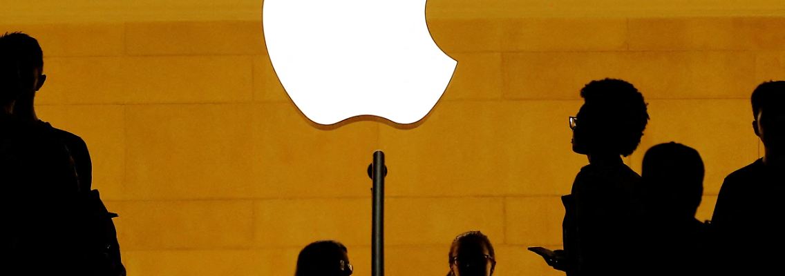 2024-10-31T182547Z_1817434245_RC2TVAADIASD_RTRMADP_3_APPLE-RESULTS.JPG