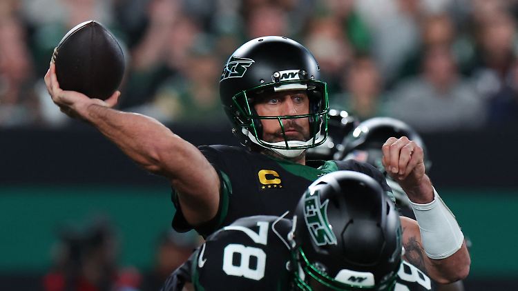 Star-Quarterback Aaron Rodgers führte sein Team an.