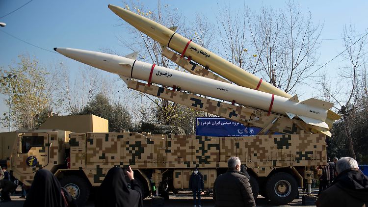 Der Iran könnte schon in wenigen Tagen Israel erneut mit Raketen angreifen. (Archivbild)
