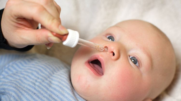 Kinder haben im Schnitt zehn bis zwölf Erkältungen im Jahr, die zwischen sieben und zehn Tage dauern.