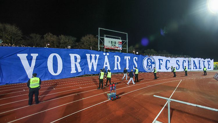 An Unterstützung mangelte es dem FC Schalke 04 auch in Ulm nicht.
