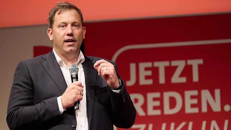 SPD-Chef Klingbeil signalisiert Gesprächsbereitschaft.