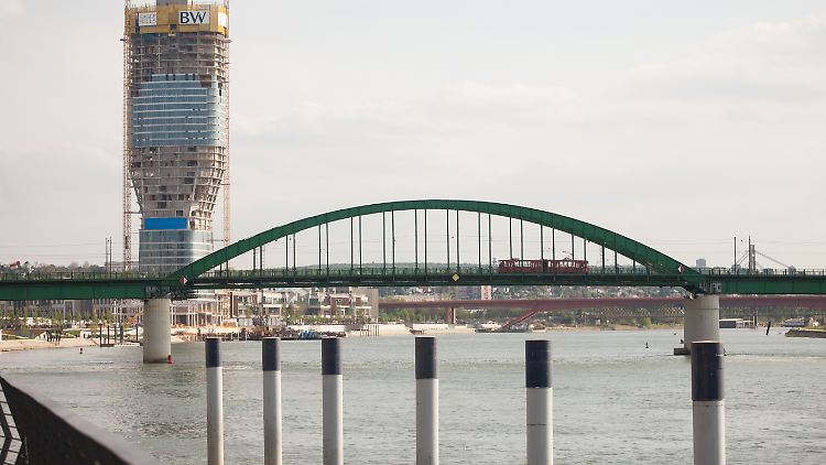 Die Alte Save-Brücke wurde während der deutschen Besatzung errichtet.
