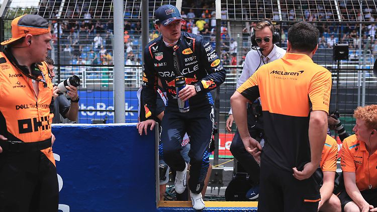 Max Verstappen kassiert wieder mal einen Rückschlag.