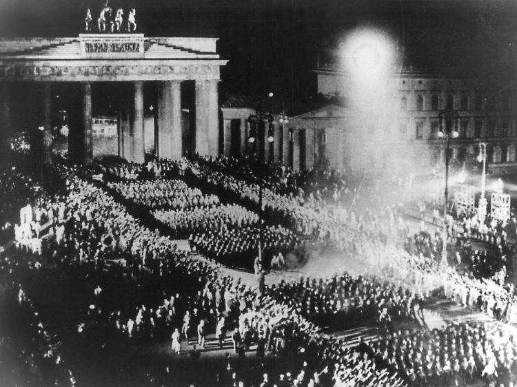 Die Nazis schmetterten das "Horst-Wessel-Lied" gerne bei ihren Aufmärschen.