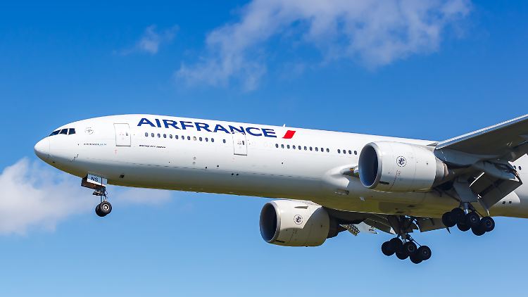 Zwei Air-France-Flüge, deren Route über das Rote Meer geplant war, kehrten bereits wieder um.