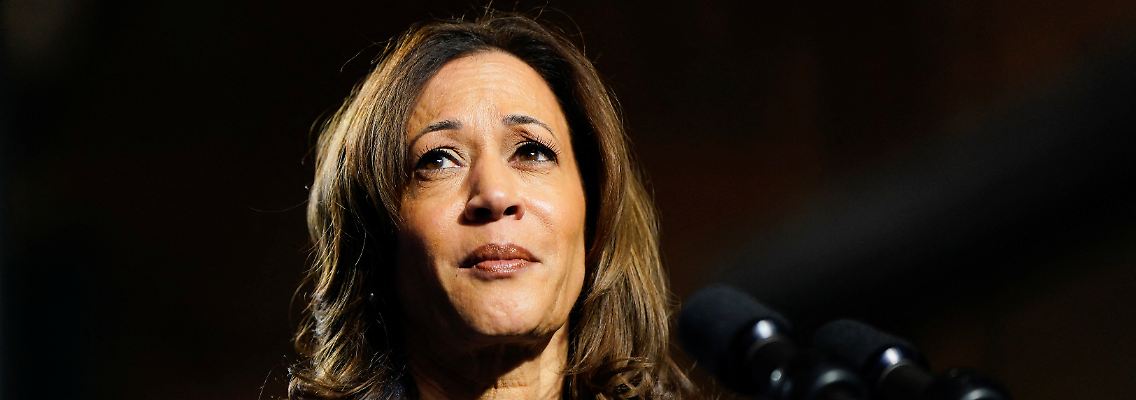 2024-11-03T234851Z_1314148186_RC2ZXAABA6CW_RTRMADP_3_USA-ELECTION-HARRIS.JPG