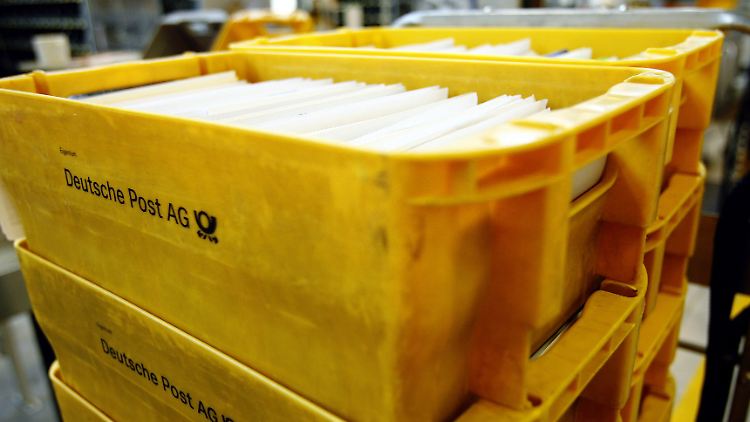 Der Postbote wollte die überzähligen Briefe nicht wieder mitnehmen.