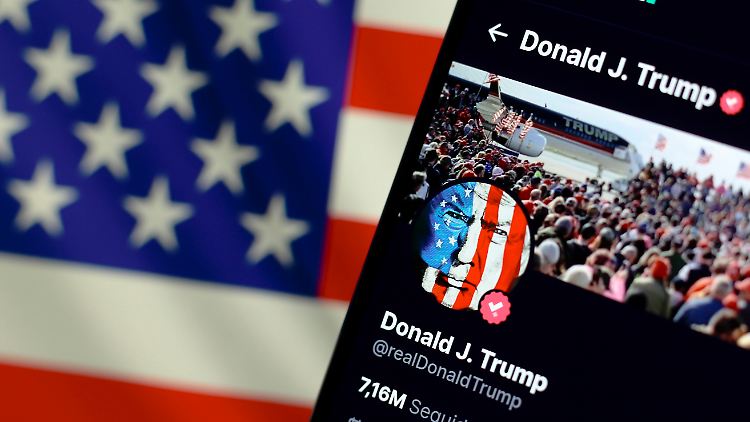Mit dem Netzwerk Truth Social hat Trump sich sein eigenes Social-Media-Netzwerk geschaffen.