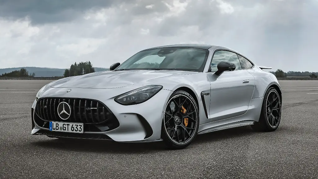 MB-AMG-GT-2023-VO