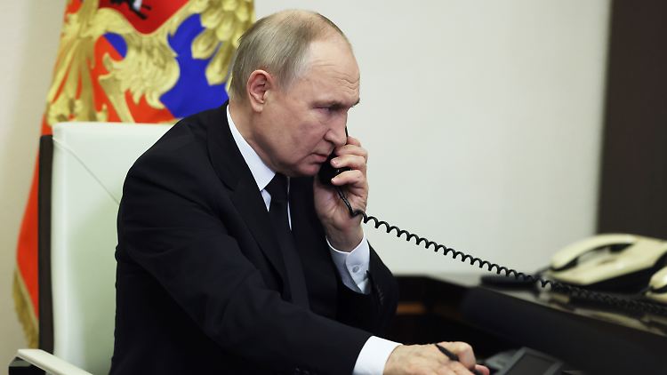 Gerüchten zufolge soll Trump auch nach seiner Amtszeit mehrmals mit Putin telefoniert haben. 