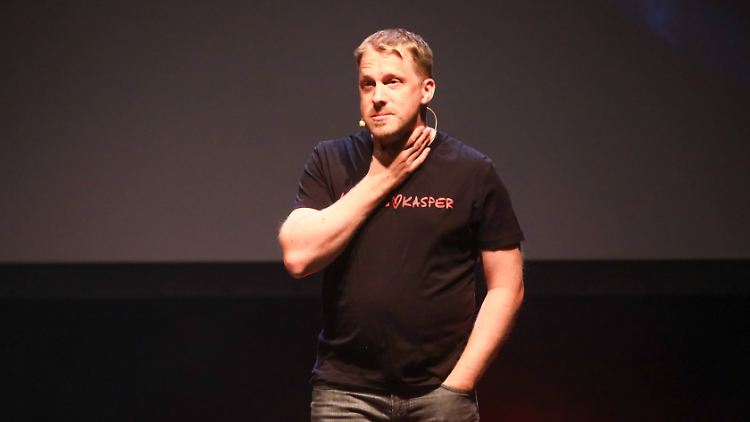 Einsam wird er zumindest nicht feiern: Oliver Pocher mit Patchwork-Trauma. 