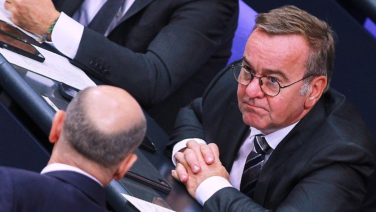 Sowohl Anhänger der SPD als auch von Grünen, Union und FDP finden, die SPD sollte Pistorius ins Rennen ums Kanzleramt schicken.