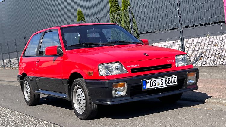 Giftiger Jäger größerer GTI: Der Suzuki Swift GTI, hier der Modelljahrgang 1989, fand sein Revier auf kurvenreichen Kursen.