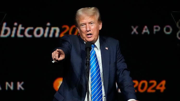 Trump im Juli auf einer großen Bitcoin-Konferenz.