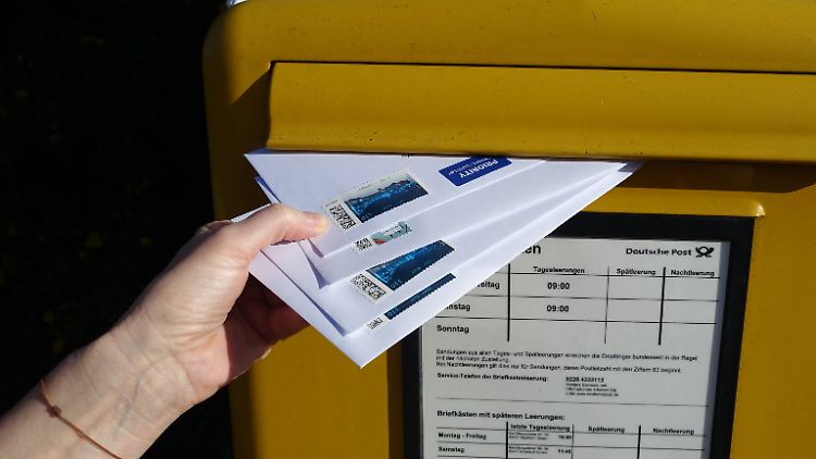 Teurer wird es für alle, die gerne Briefe schreiben. 