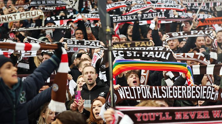 Der FC St. Pauli verkauft sich als etwas anderer Klub.