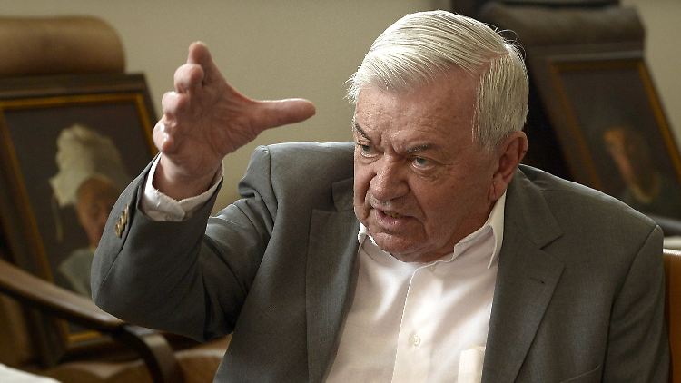 Der österreichische Journalist Peter Nidetzky ist im Alter von 84 Jahren gestorben.