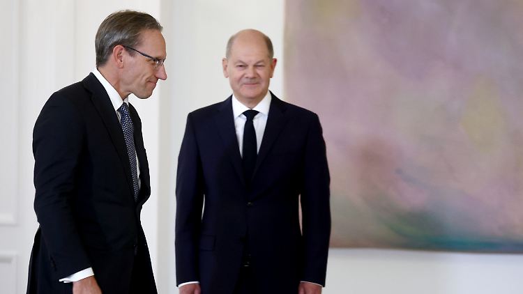 Der neue Finanzminister Kukies und Kanzler Scholz werden keinen Haushalt mehr in diesem Jahr beschlossen bekommen, prognostiziert CDU-Haushälter Braun. 