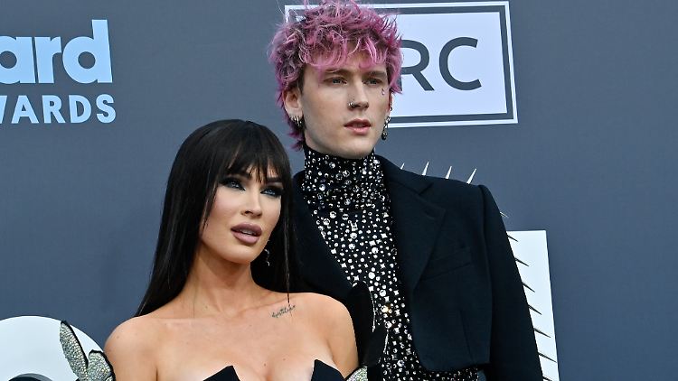Sowohl Fox als auch Machine Gun Kelly sind bereits Eltern. 