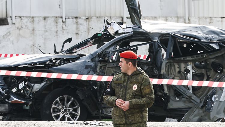 Die russischen Behörden ermitteln nach dem Attentat in Sewastopol wegen eines "terroristischen Akts".