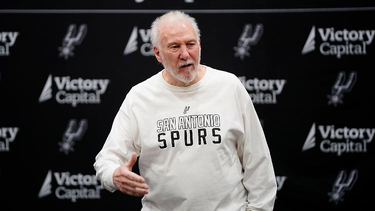 Gregg Popovich beim Media Day der NBA im späten September.