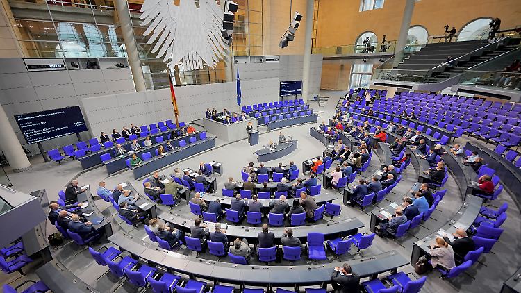 Mit breiter Mehrheit wurden die Gesetzesentwürfe beschlossen.