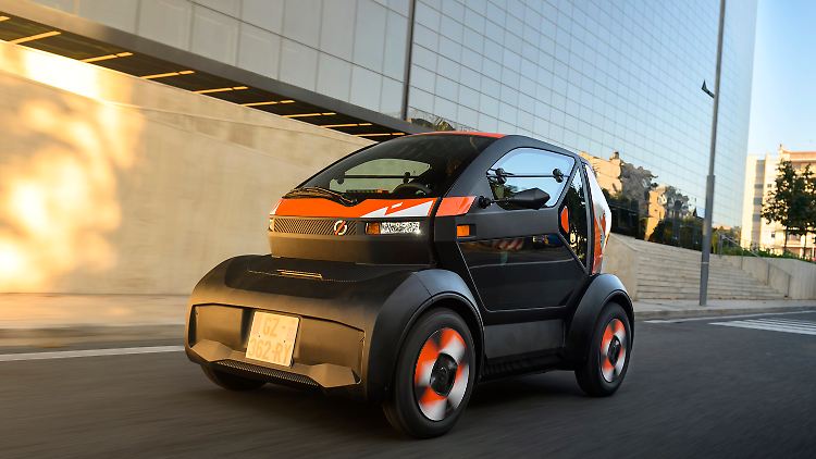 Aus Renault wird Mobilize und der Twizy heißt jetzt Duo, doch an der Idee des Scheiblettensmart hat sich nichts geändert.