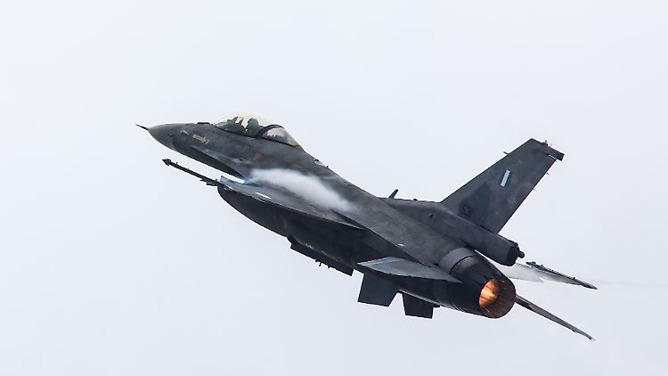 Unter anderem F-16 (hier Typ C) will Athen bestellen.