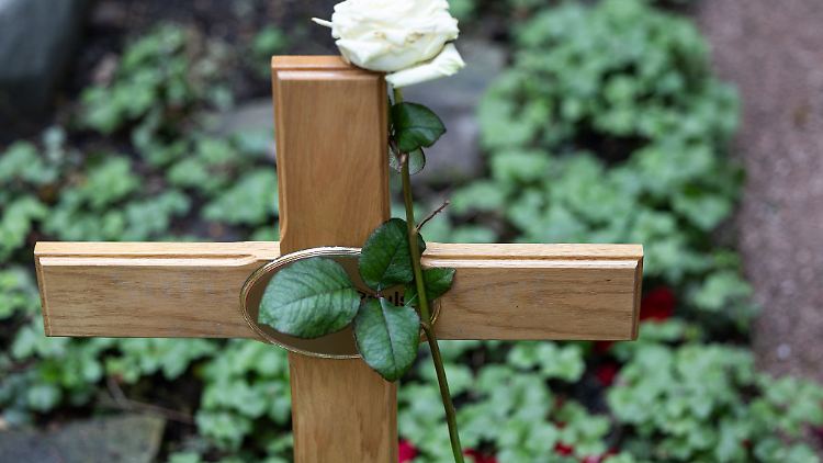 Stürze sind Statistikern zufolge einer der Hauptursachen bei nicht natürlichen Todesfällen in NRW.