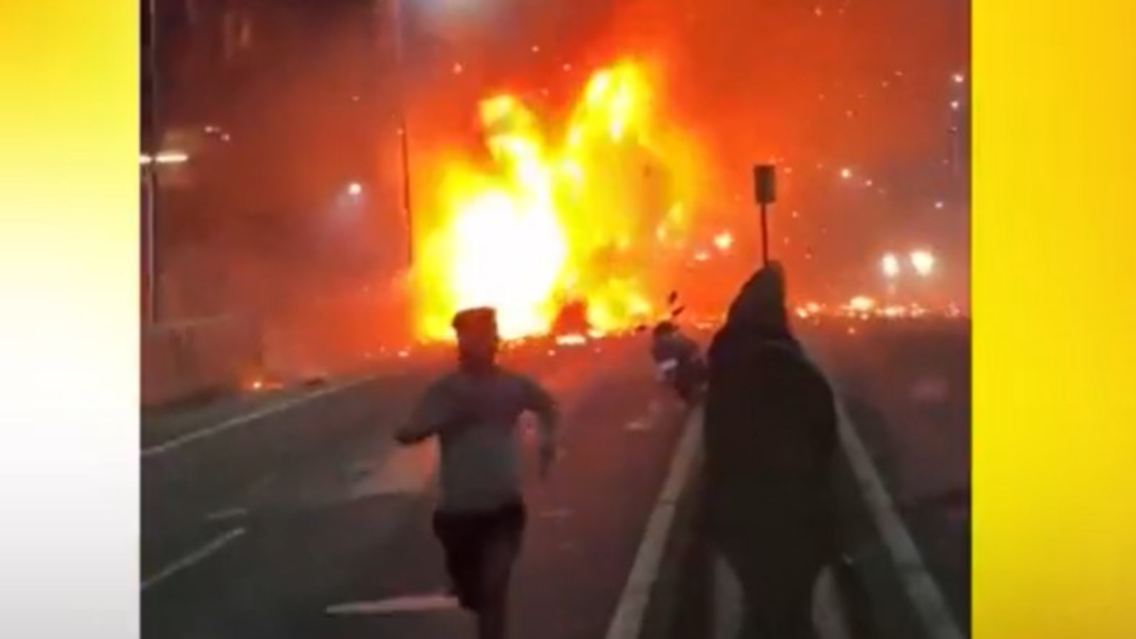 Krankenwagen_Explosion.jpg