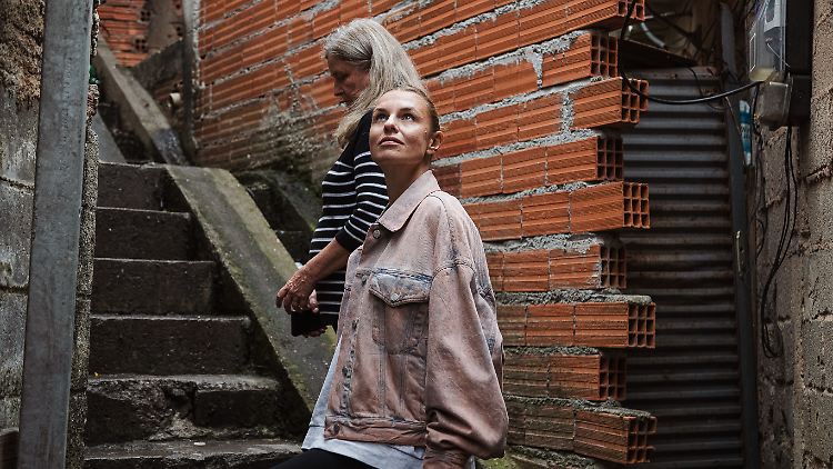Manchmal ist es nur schwer zu verkraften, wie andere Menschen leben: Laura Wontorra will ihren Beitrag leisten. 