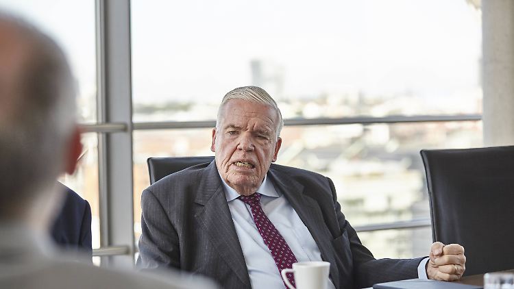 "Er hat mich um den Finger gewickelt", erklärte Kühne in Bezug auf seine Investitionen in Benkos Firma. (Archivfoto).