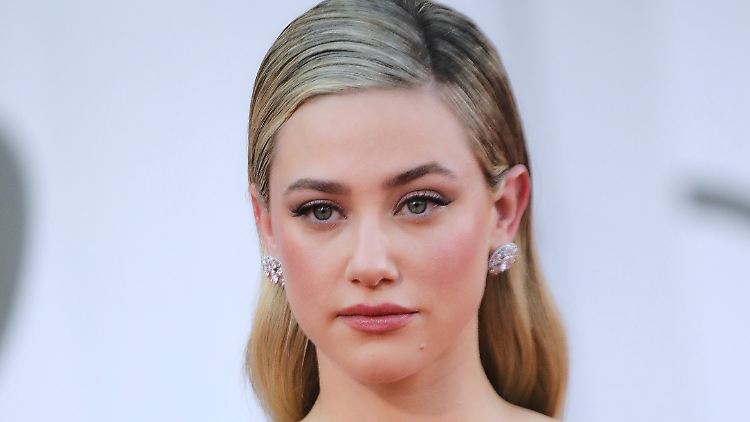 Lili Reinhart wurde einem größeren Publikum durch die Teenie-Drama-Serie "Riverdale" bekannt.