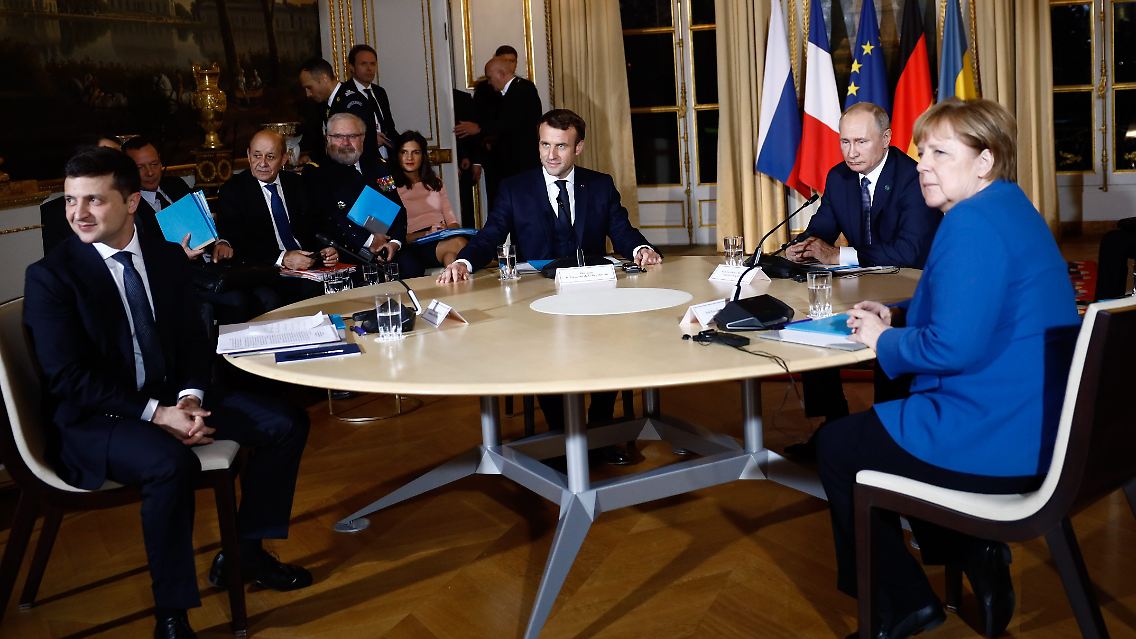 Aufgenommen 2019 im Elysee-Palast während einer Arbeitssitzung im "Normandie-Format".