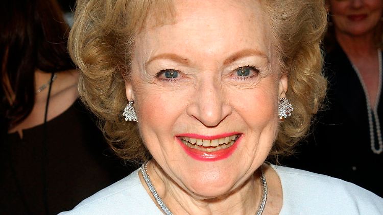 Betty White war im Dezember 2021 kurz vor ihrem 100. Geburtstag verstorben.