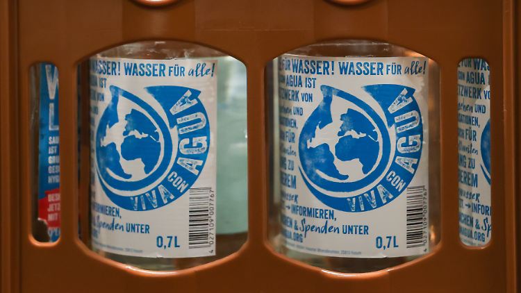 Viva con Agua hat nach eigenen Angaben in den vergangenen 17 Jahren etwa 4,6 Millionen Menschen mit Trinkwasser versorgt. 
