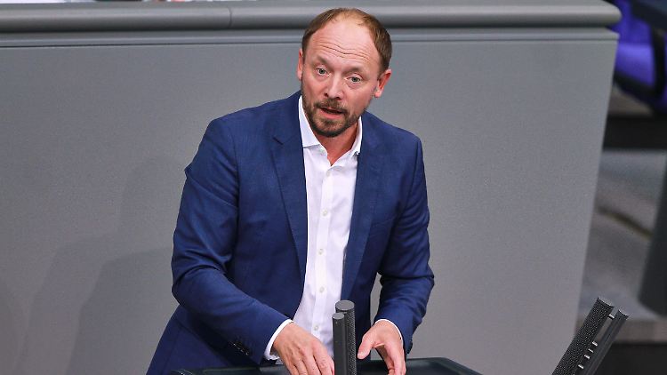 Er müsse sich und seine Familie schützen, sagt Wanderwitz.