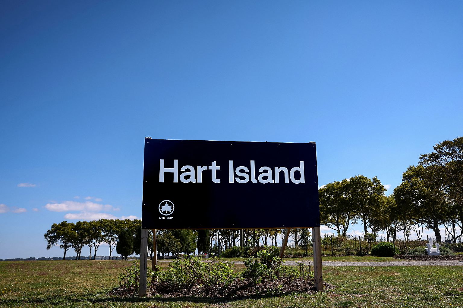 Während der Corona-Pandemie wird New Yorks Armenfriedhof auf der Insel Hart Island weltweit berühmt.