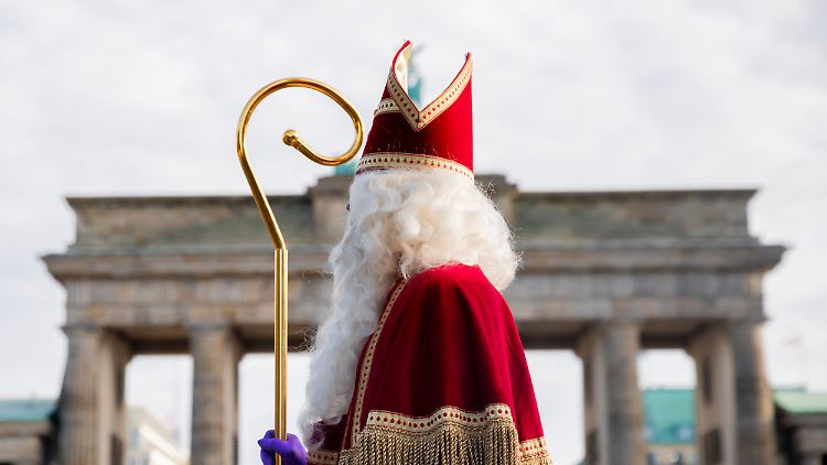 Am 6. Dezember erwarten viele traditionell den Besuch des Nikolaus. 
