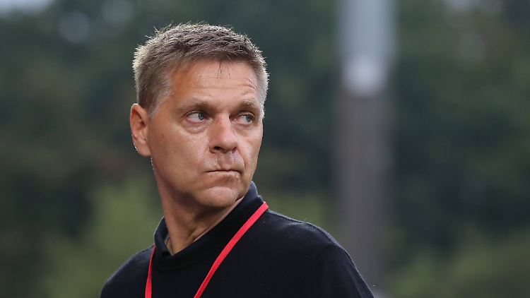 Ruhnert wechselt vom Fußball in die Politik.