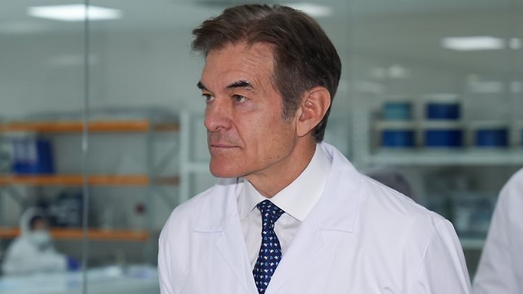 Mehmet Oz wird die Verantwortung für Medicare und Medicaid bekommen. Die Programme sichern die Gesundheitsversorgung von gut 150 Millionen Menschen in Amerika.