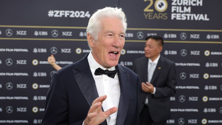 Schockierte im TV mit einem obszönen Handzeichen: Richard Gere.