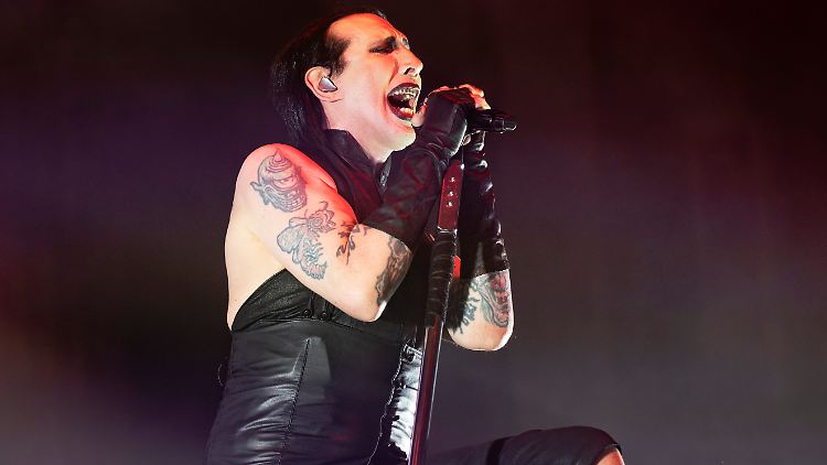 Sendet mit dem Album  "One Assassination Under God - Chapter 1" ein neues musikalisches Lebenszeichen: Marilyn Manson.
