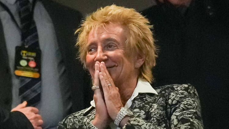 Seit mehreren Jahrzehnten auf der Bühne zu Hause: Rod Stewart. 